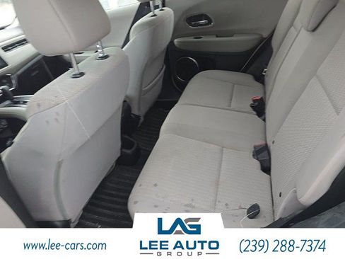 Used 2017 Honda HR-V EX image 4