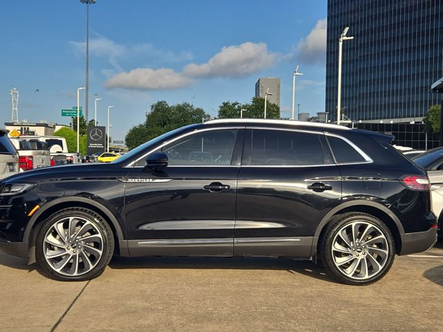 Used 2022 Lincoln Nautilus Reserve w/ Equipment Group 201A AWD/4WD image 9