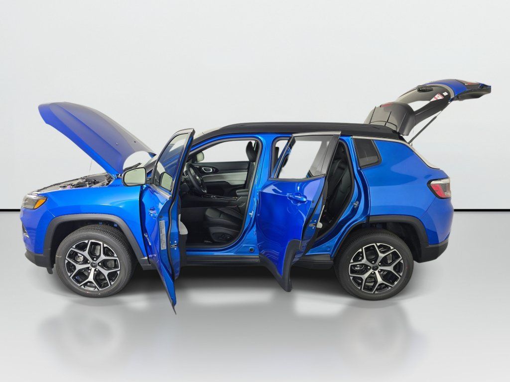 New 2026 Jeep Compass Limited AWD/4WD image 11