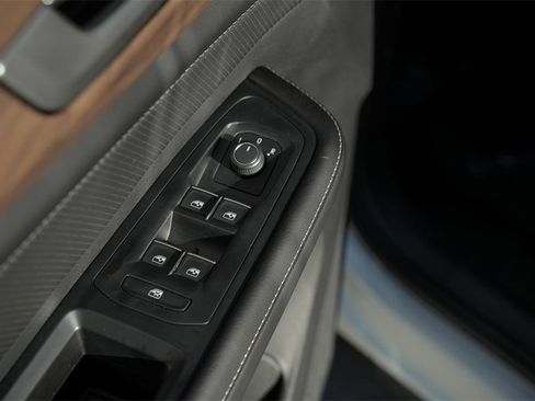 New 2026 Volkswagen Atlas SE image 19