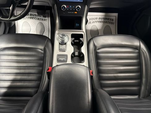 Certified 2024 Ford Edge SEL AWD/4WD image 18