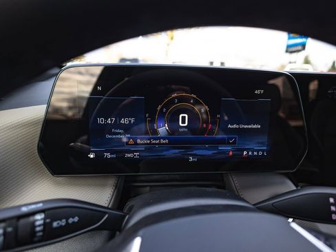 New 2026 Chevrolet Equinox LT w/ Convenience Package II image 13