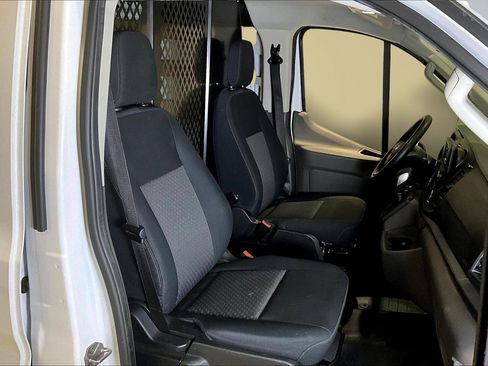 Used 2024 Ford Transit 250 Low Roof w/ Exterior Upgrade Package image 27