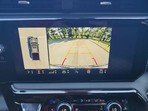 Certified 2025 GMC Sierra 1500 AT4X AWD/4WD image 22