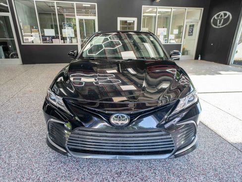 Used 2023 Toyota Camry LE FWD image 6