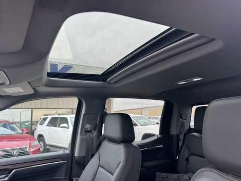 Used 2023 GMC Sierra 1500 SLT w/ SLT Premium Plus Package image 19