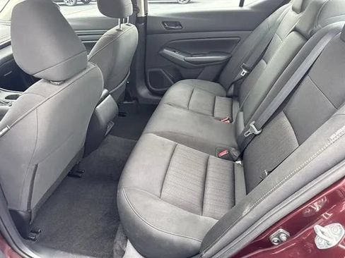 Used 2025 Nissan Altima 2.5 SV FWD image 14