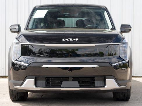 Used 2024 Kia EV9 Light Long Range image 6