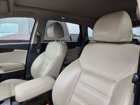 Used 2020 Kia Sorento EX FWD image 24