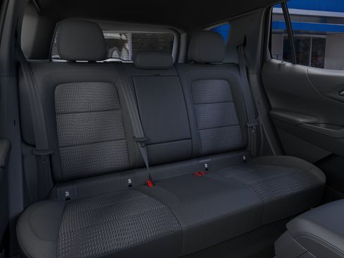 New 2026 Chevrolet Equinox LT AWD/4WD image 17