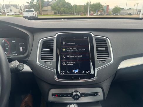 Used 2018 Volvo XC90 T5 Momentum w/ Convenience Package image 12