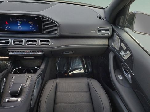 Certified 2026 Mercedes-Benz GLS 580 4MATIC image 16
