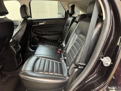 Used 2022 Ford Edge SEL AWD/4WD image 16