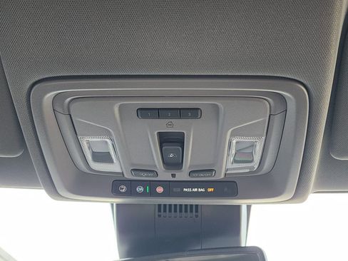 New 2026 GMC Sierra 1500 SLT image 35