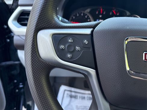 Used 2023 GMC Acadia SLE w/ Driver Convenience Package image 38