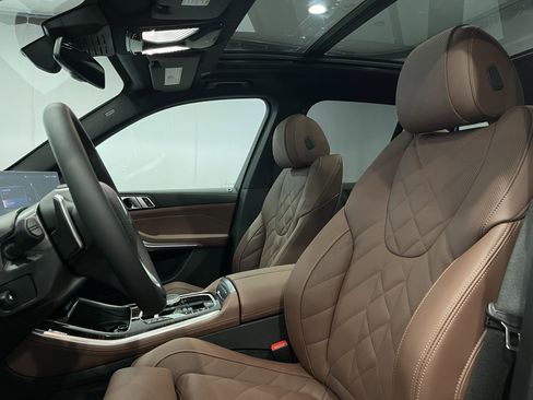 New 2026 BMW X5 xDrive40i AWD/4WD image 8