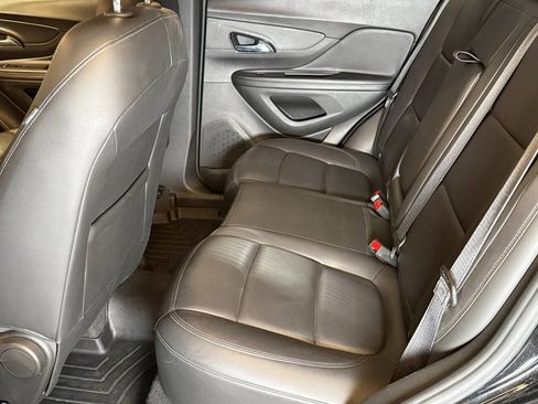 Used 2020 Buick Encore Essence AWD/4WD image 21