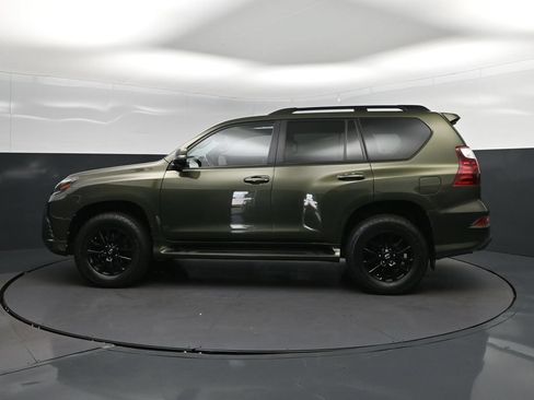 Used 2022 Lexus GX 460 w/ Black Line Special Edition AWD/4WD image 4
