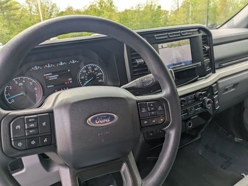 Used 2024 Ford F250 XLT AWD/4WD image 30