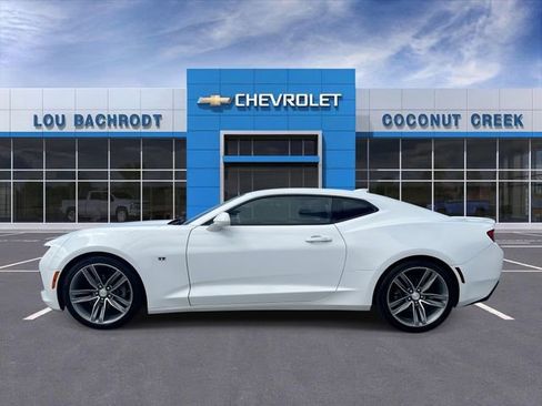 Used 2016 Chevrolet Camaro LT RWD image 5