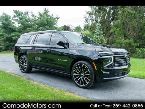 Used 2026 Chevrolet Suburban High Country AWD/4WD image 1