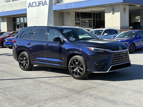 Used 2024 Lexus TX 500h AWD w/ Technology Package image 2