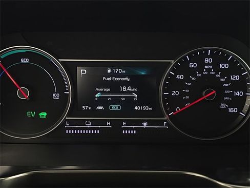 Used 2022 Kia Sorento EX w/ Panoramic Sunroof Package image 12