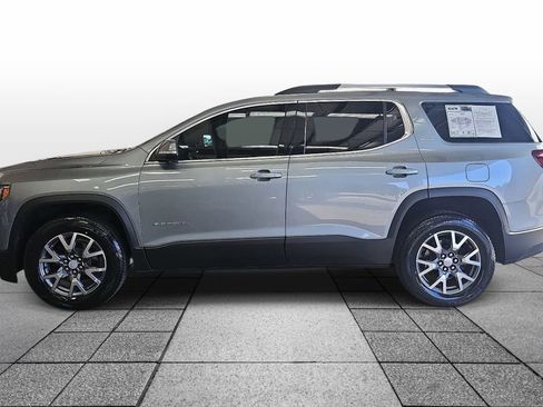 Used 2023 GMC Acadia SLT w/ Preferred Package FWD image 8