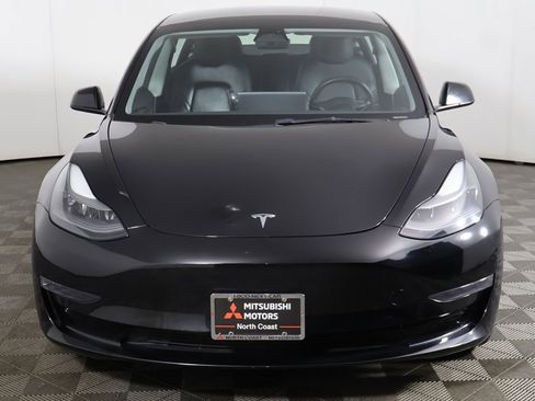 Used 2023 Tesla Model 3 Standard Range image 12