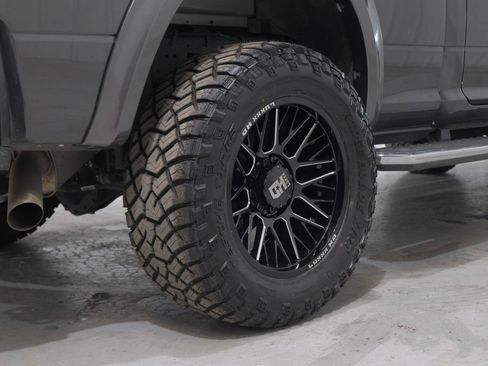 Used 2025 RAM 2500 Big Horn AWD/4WD image 61