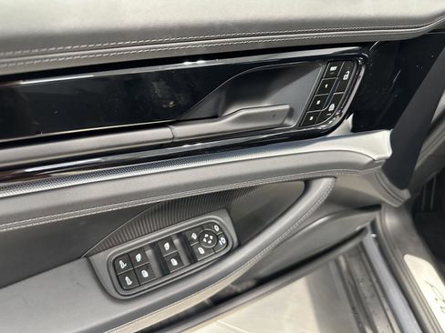 Certified 2025 Porsche Panamera 4 image 16