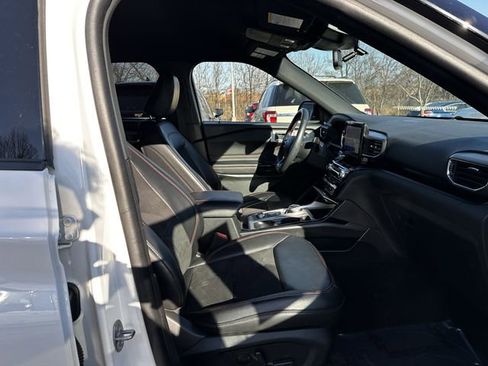 Certified 2023 Ford Explorer ST-Line image 33