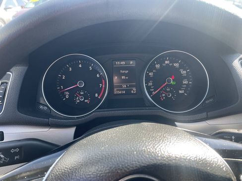Used 2018 Volkswagen Passat 2.0T S FWD image 22