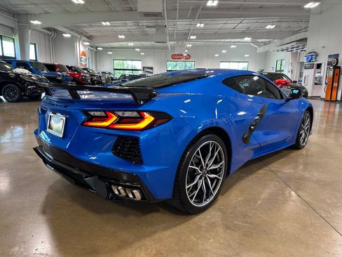 Used 2025 Chevrolet Corvette Stingray Preferred Cpe w/ Z51 Performance Package RWD image 8