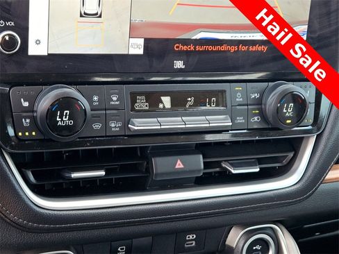 Used 2024 Toyota Grand Highlander Limited image 14