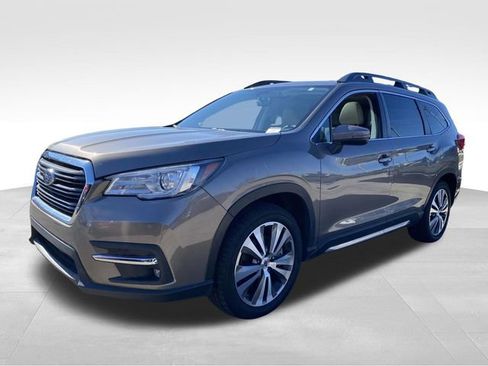 Used 2022 Subaru Ascent Limited w/ Technology Package image 6