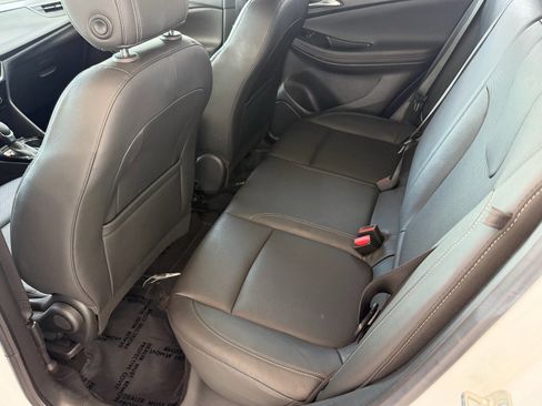 Used 2024 Buick Encore GX Sport Touring image 16