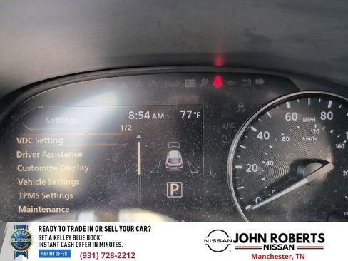 Used 2023 Nissan Kicks SR FWD image 11