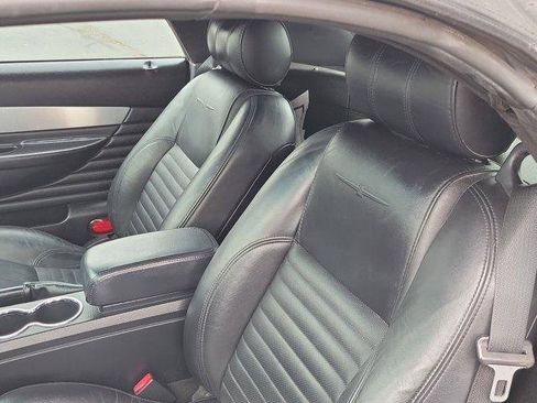 Used 2003 Ford Thunderbird RWD image 13