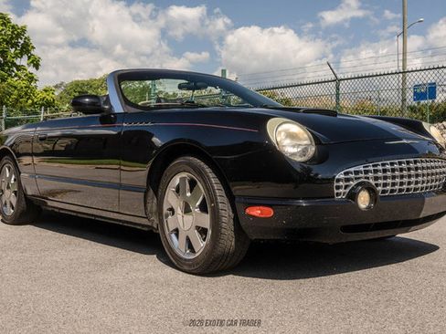 Used 2003 Ford Thunderbird RWD image 12