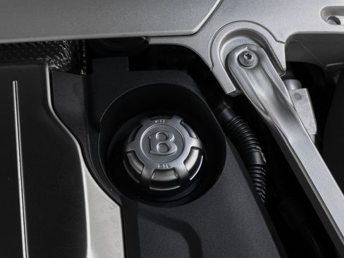 Used 2024 Bentley Continental GT image 21