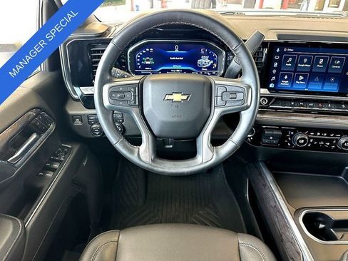 Used 2024 Chevrolet Silverado 2500 LTZ w/ LTZ Plus Package AWD/4WD image 21