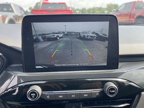 Used 2023 Ford Escape ST-Line image 17