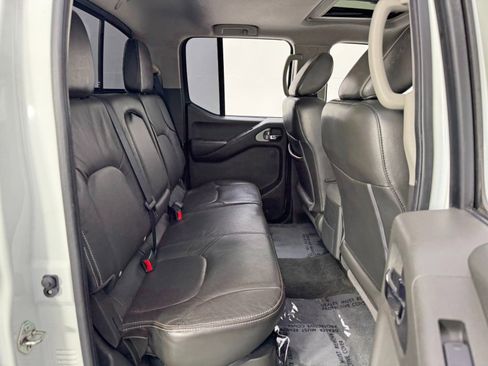 Used 2016 Nissan Frontier PRO-4X w/ Pro-4x Luxury Package image 35