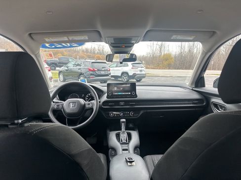 Used 2023 Honda HR-V LX image 28