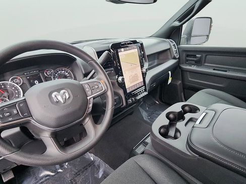 New 2026 RAM 2500 Tradesman AWD/4WD image 17
