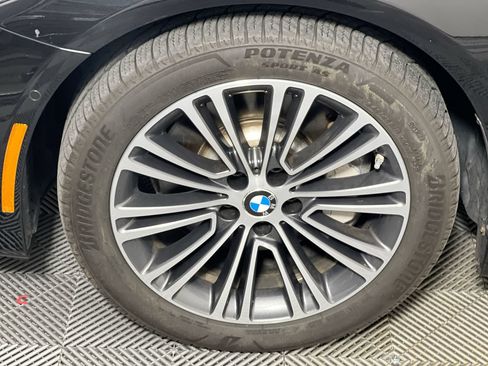 Used 2017 BMW 530i xDrive AWD/4WD image 11