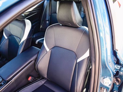 Used 2026 Toyota Camry SE image 27