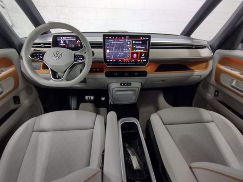 New 2025 Volkswagen ID. Buzz 1st Edition image 43
