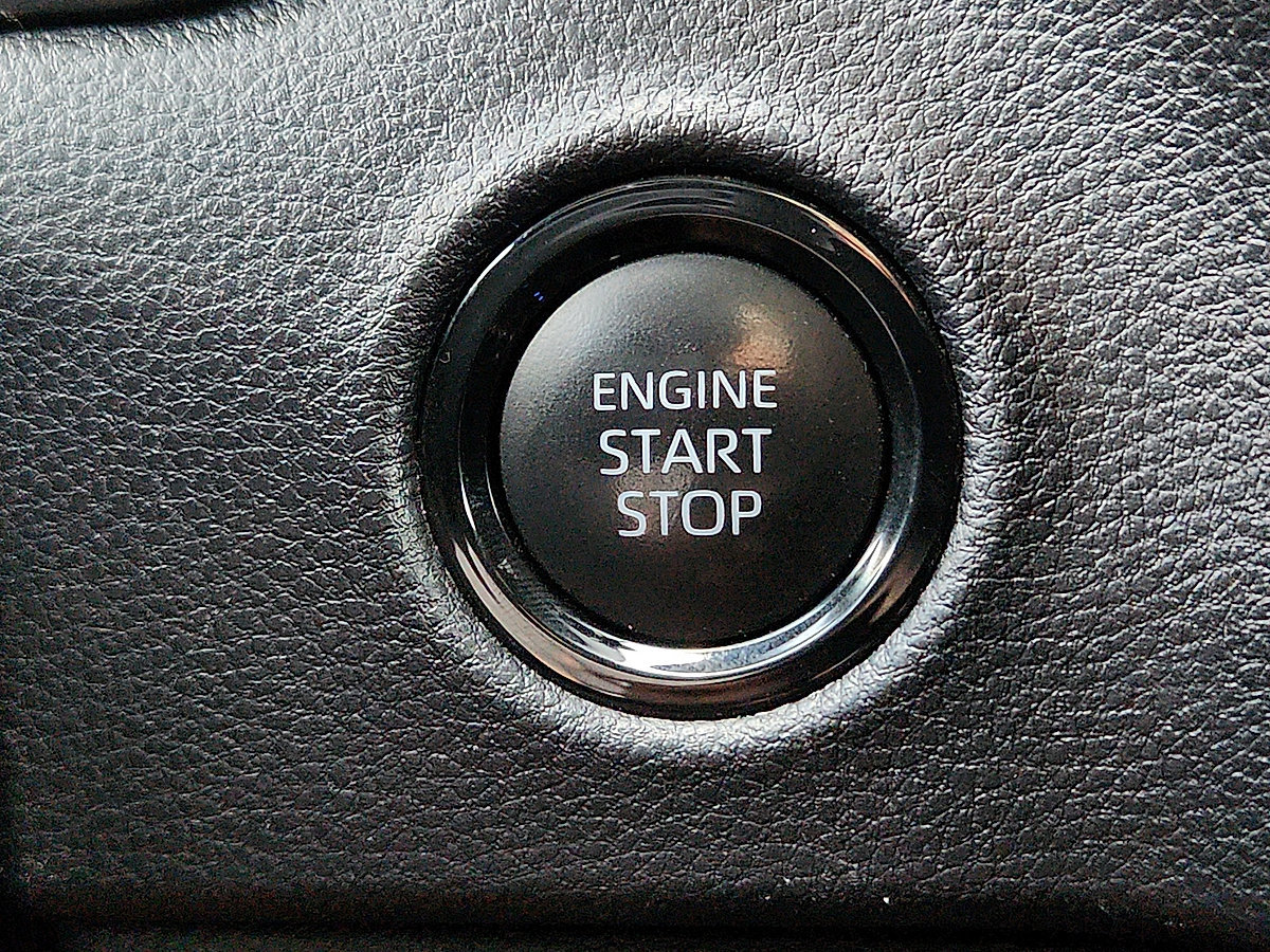 Used 2025 Toyota Tundra SR5 AWD/4WD image 10